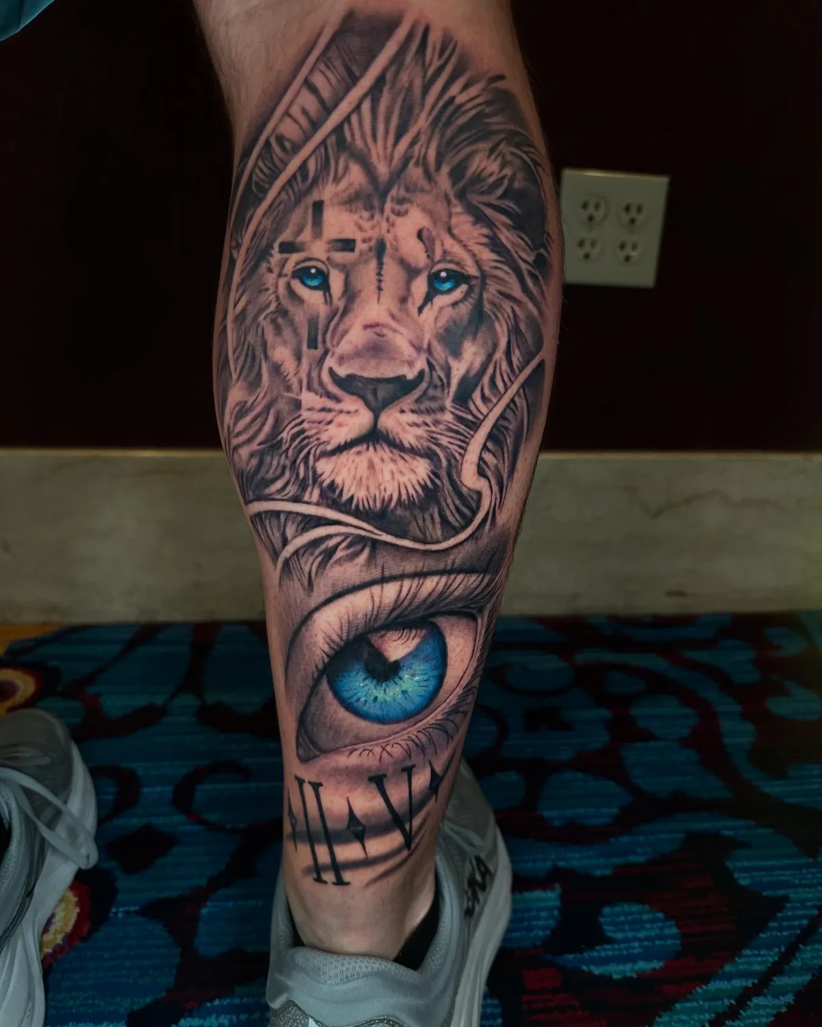Shoulder piece tattoo with heavy shading